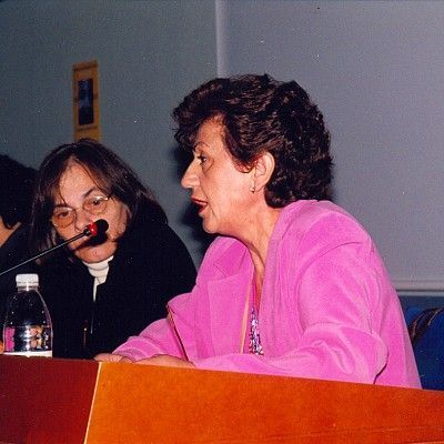 2005. Con Concha García y Cristina Peri Rossi. Encuentro Mujeres Poetas, Barcelona